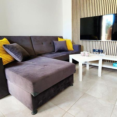 Sea View Apartment Kyrenia Кіренія Екстер'єр фото