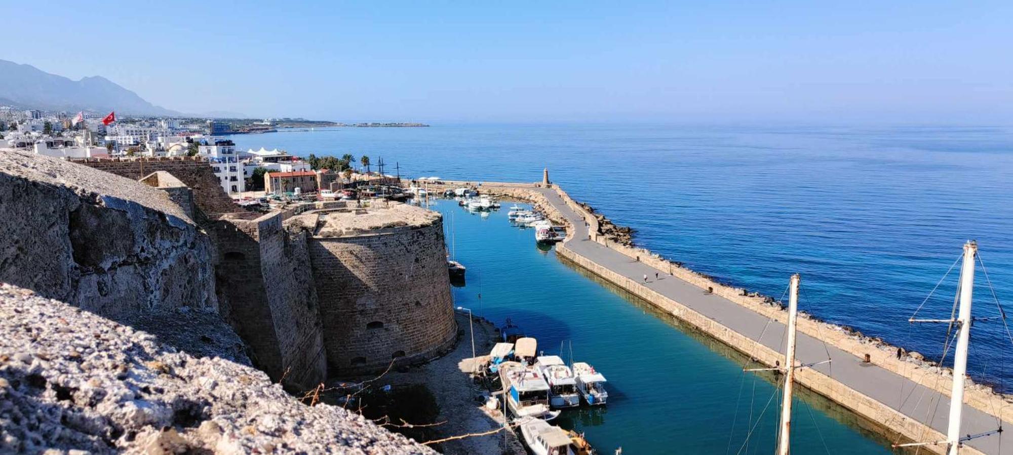 Sea View Apartment Kyrenia Кіренія Екстер'єр фото